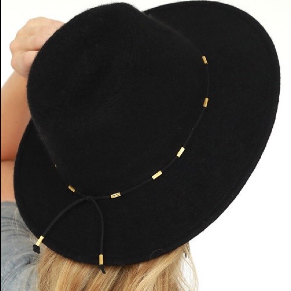 Willow Lane Accessories - Soft Wool Felt Panama Hat in Black